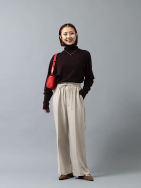 「green label relaxing（グリーンレーベルリラクシング）のアイテム（パンプス）」を使った、松岡（matsuoka）さん（レディース・158cm）の秋コーディネート