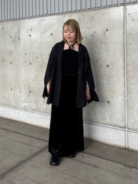 「KBF（ケイビーエフ）のベロアナロースカート（スカート、ブラック系）」を使った、miraiさん（レディース・152cm）の秋コーディネート