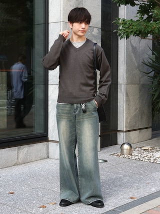 「LUENNA(ルエナ)の【LUENNA】Semi-flare Denim Pants / セミフレアデニムパンツ(デニムパンツ)」を使った、るいさん(メンズ・179cm)の秋コーディネート
