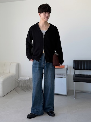 「LUENNA(ルエナ)の【LUENNA】One-Tuck Wide Straight Denim Pants / ワンタックワイドストレートデニムパンツ(デニムパンツ)」を使った、るいさん(メンズ・179cm)の秋コーディネート