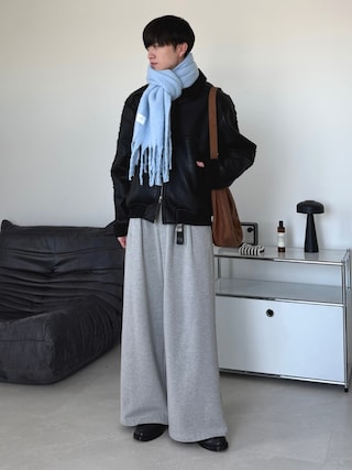 「LUENNA（ルエナ）の【LUENNA】2-Tuck Wide Sweat Pants / 2タックワイドスウェットパンツ（スウェットパンツ）」を使った、るいさん（メンズ・179cm）の秋コーディネート
