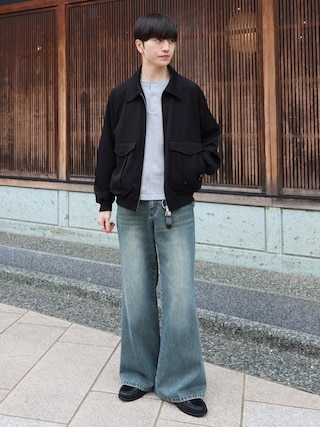 「LUENNA（ルエナ）の【LUENNA】Semi-flare Denim Pants / セミフレアデニムパンツ（デニムパンツ）」を使った、るいさん（メンズ・179cm）の秋コーディネート