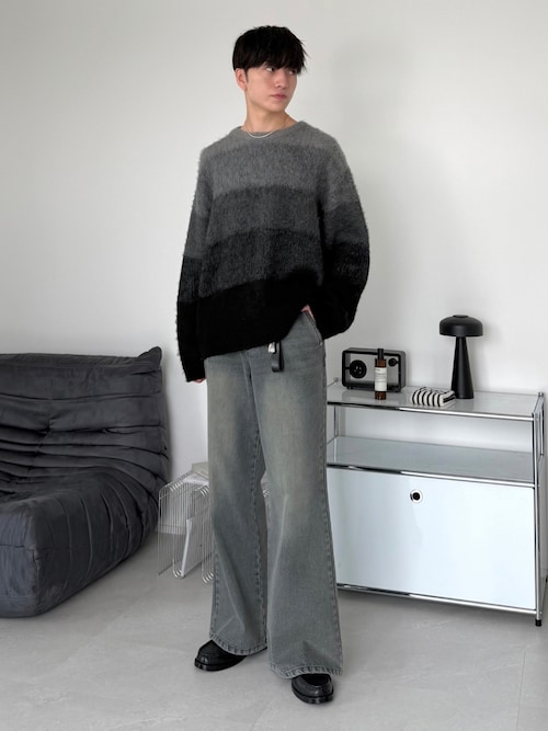「LUENNA(ルエナ)の【LUENNA】Semi-flare Denim Pants / セミフレアデニムパンツ(デニムパンツ)」を使った、るいさん(メンズ・179cm)の秋コーディネート