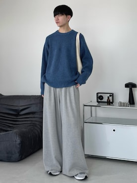 「アイテム（スウェットパンツ、グレー系）」を使った、るいさん（メンズ・179cm）の秋コーディネート