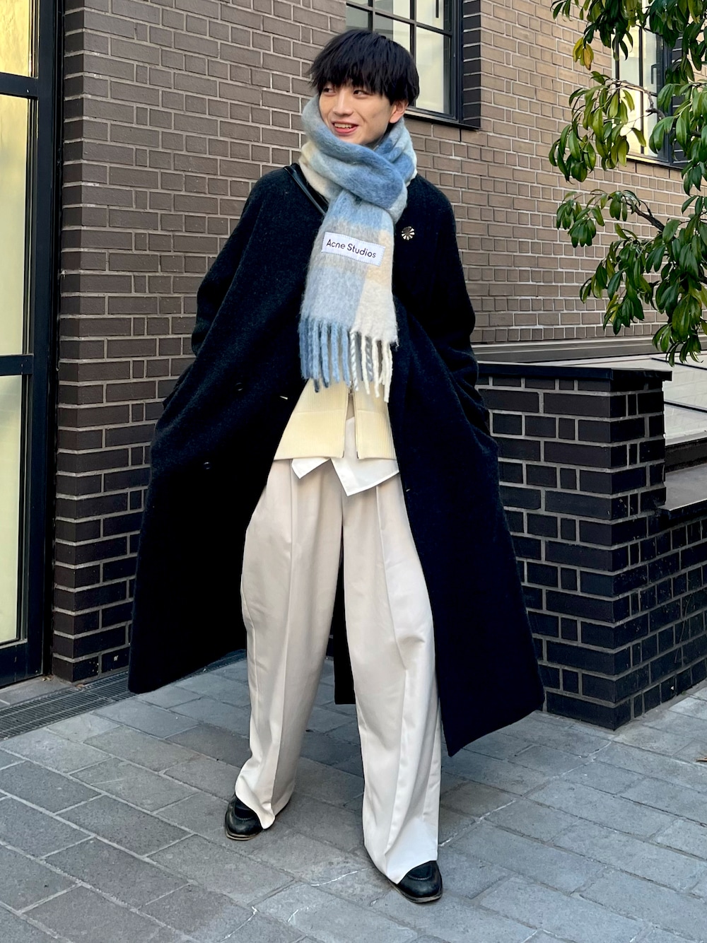 Super 140s SHAWL COLLAR CAPE COATを使った人気ファッション