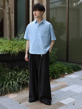 「LUENNA（ルエナ）の【LUENNA】Cross-Tuck Slacks / クロスタックスラックス（スラックス）」を使った、るいさん（メンズ・179cm）の春コーディネート