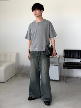 「LUENNA（ルエナ）の【LUENNA】Semi-flare Denim Pants / セミフレアデニムパンツ（デニムパンツ、グレー系）」を使った、るいさん（メンズ・179cm）の春コーディネート