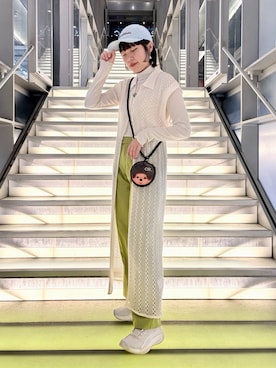 「unknownのアイテム（ベスト、ホワイト系）」を使った、popuriさん（レディース・161cm）の春コーディネート