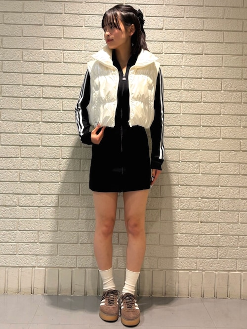 あ　ちゃん　　2点まとめ買い Essentials グロッシー 2-in-1スタイル クロップド丈 パファー