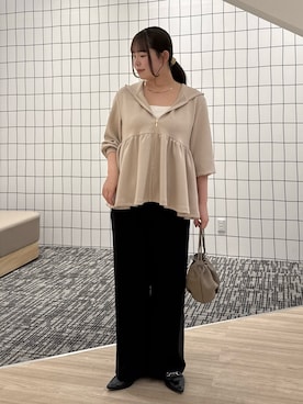 「Jena espace merveilleux(ジェナ エスパスメルヴェイユ)の【夏まで活躍/軽量】ペプラムパーカー(Tシャツ/カットソー、ベージュ系)」を使った、aiさん(レディース・169cm)の春コーディネート