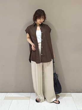 「BABYLONE（バビロン）のノースリフォルムシャツ（シャツ/ブラウス、ブラウン系）」を使った、babyloneyaeさん（レディース・157cm）の夏コーディネート