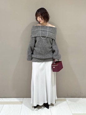 「アイテム（ネックレス、グレー系）」を使った、babyloneyaeさん（レディース・157cm）の秋コーディネート