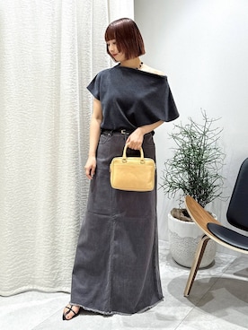 「BABYLONE（バビロン）のカツラギロングスカート（スカート）」を使った、babyloneyaeさん（レディース・157cm）の秋コーディネート