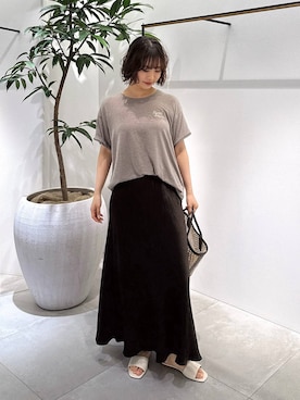 「BABYLONE（バビロン）の【古畑星夏さんYouTube紹介】【LUSANA】Alma Mini（かごバッグ、ベージュ系）」を使った、babyloneyaeさん（レディース・157cm）の夏コーディネート