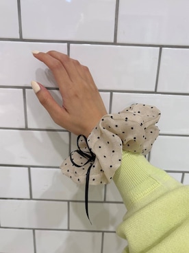 「アイテム（シュシュ）」を使った、もりこさん（レディース・164cm）の秋コーディネート