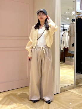 「LOWRYS FARM（ローリーズファーム）のスタイルＵＰクロスカップキャミ　100757（Tシャツ/カットソー、ホワイト系）」を使った、もりこさん（レディース）の春コーディネート