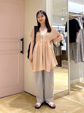 「LOWRYS FARM（ローリーズファーム）のスタイルＵＰクロスカップキャミ　100757（Tシャツ/カットソー、ホワイト系）」を使った、もりこさん（レディース）の春コーディネート