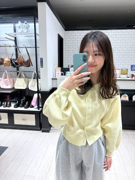 「LOWRYS FARM（ローリーズファーム）のカットイージーコクーンパンツ　292362（スウェットパンツ、グレー系）」を使った、もりこさん（レディース）の冬コーディネート