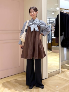 「LOWRYS FARM（ローリーズファーム）の【500mlペットボトル収納可】フラップショルダーＢＡＧ 1046881（ショルダーバッグ、ホワイト系）」を使った、もりこさん（レディース）の秋コーディネート