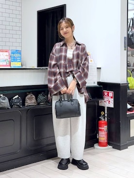 「アイテム（キャミソール、レッド系）」を使った、もりこさん（レディース・164cm）の秋コーディネート