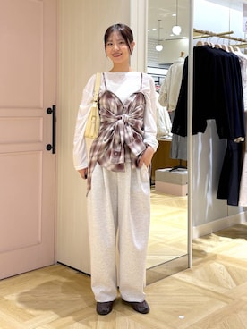 「LOWRYS FARM（ローリーズファーム）のアイテム（ハンドバッグ）」を使った、もりこさん（レディース・164cm）の秋コーディネート