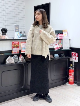 「LOWRYS FARM（ローリーズファーム）のパールタレンネックレス　249411（ネックレス）」を使った、もりこさん（レディース・164cm）の冬コーディネート