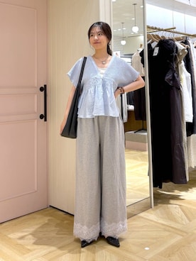 「LOWRYS FARM（ローリーズファーム）のスタイルＵＰクロスカップキャミ　100757（Tシャツ/カットソー、ホワイト系）」を使った、もりこさん（レディース）の春コーディネート
