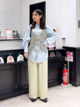 「LOWRYS FARM（ローリーズファーム）のチェーンツキ２ＷＡＹショルダー　634539（ショルダーバッグ、ブラック系）」を使った、もりこさん（レディース）の春コーディネート