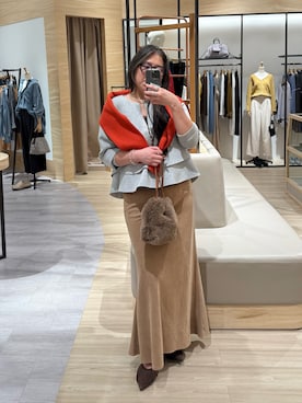 「Jena espace merveilleux（ジェナ　エスパスメルヴェイユ）のアイテム（Tシャツ/カットソー）」を使った、ウッチーさん（レディース・170cm）の秋コーディネート