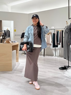 「デニムシャツ」｜ウッチーさん（レディース・170cm）の秋コーディネート