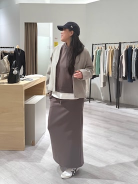 「アイテム（ノーカラージャケット）」を使った、ウッチーさん（レディース・170cm）の秋コーディネート