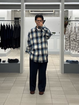 「URBAN RESEARCH（アーバンリサーチ）の『別注』Le Yucca’s×URBAN RESEARCH　YEB2 LOAFER SUEDE（ローファー）」を使った、KUROKAWA DAIKIさん（メンズ・168cm）の秋コーディネート