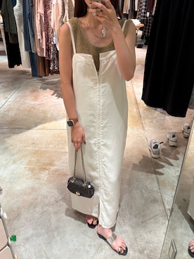 「秋服」｜「アイテム（サンダル）」を使った、yuriaさん（レディース・166cm）の秋コーディネート