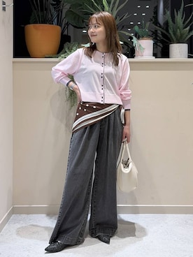 「LOWRYS FARM（ローリーズファーム）のポーチツキ２ＰＢＡＧ／Ｍ　578359（ショルダーバッグ、ホワイト系）」を使った、まりな LOWRYSFARMさん（レディース・161cm）の春コーディネート
