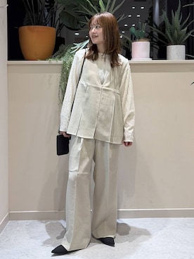 「LOWRYS FARM（ローリーズファーム）のジャガードフリンジＬＳ　102891（Tシャツ/カットソー、ベージュ系）」を使った、まりな LOWRYSFARMさん（レディース・161cm）の春コーディネート