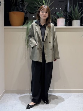 「LOWRYS FARM（ローリーズファーム）のイージーワイドカーブパンツ 327286（その他パンツ、ブラック系）」を使った、まりな LOWRYSFARMさん（レディース・161cm）の春コーディネート