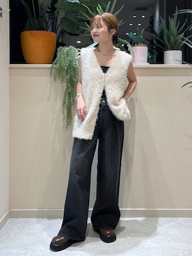 「アイテム（ベスト）」を使った、まりな LOWRYSFARMさん（レディース・161cm）の秋コーディネート