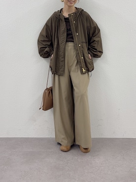 「アイテム（マウンテンパーカー）」を使った、nakataさん（レディース・153cm）の秋コーディネート