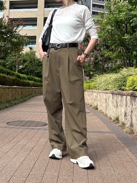 「アイテム（スラックス）」を使った、おけいさん（レディース・159cm）の秋コーディネート