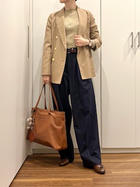 「アイテム（ビジネスバッグ）」を使った、おけいさん（レディース・159cm）の秋コーディネート