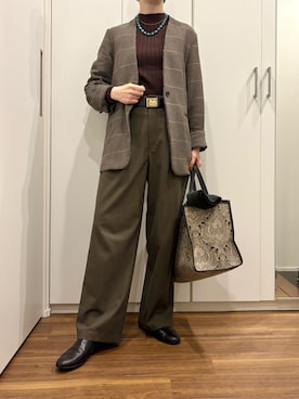 「アイテム（ノーカラージャケット）」を使った、おけいさん（レディース・159cm）の秋コーディネート