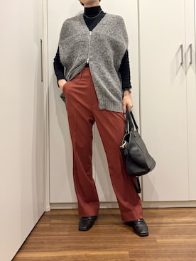 「アイテム（スラックス）」を使った、おけいさん（レディース・159cm）の秋コーディネート