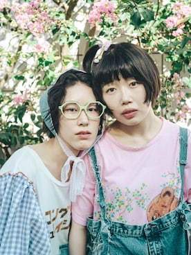 「アイテム（メガネ、グリーン系）」を使った、TIJN さん（レディース・160cm）の秋コーディネート