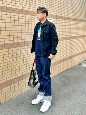 「ZARA（ザラ）のアイテム（デニムジャケット、ブラック系）」を使った、Takashi Satoさん（メンズ・177cm）の春コーディネート