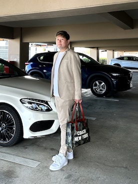 「AZUL（アズール）のアイテム」を使った、Takashi Satoさん（メンズ・177cm）の冬コーディネート