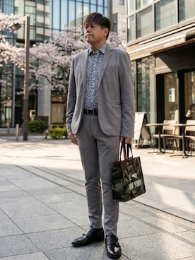 「COACH（コーチ）のアイテム（バッグ）」を使った、Takashi Satoさん（メンズ・177cm）の春コーディネート