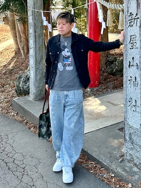 「ZARA（ザラ）のアイテム（デニムジャケット、ブラック系）」を使った、Takashi Satoさん（メンズ・177cm）の春コーディネート