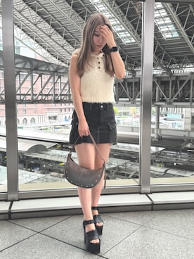 大塩愛莉さんの（EMODA | エモダ）を使ったコーディネート