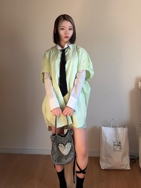 「アイテム（レッグウェア）」を使った、朝日asahiさん（レディース・163cm・10代）の秋コーディネート