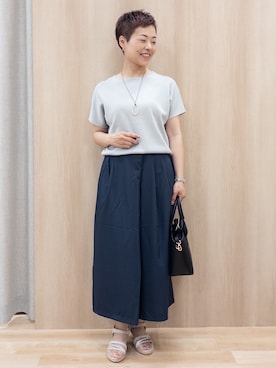 「grove（グローブ）の【シリーズ累計36万枚！名品ニット】やわらかドライタッチ ドルマンニット（ニット/セーター、シルバー系）」を使った、rk03170613さん（レディース・161cm）の夏コーディネート
